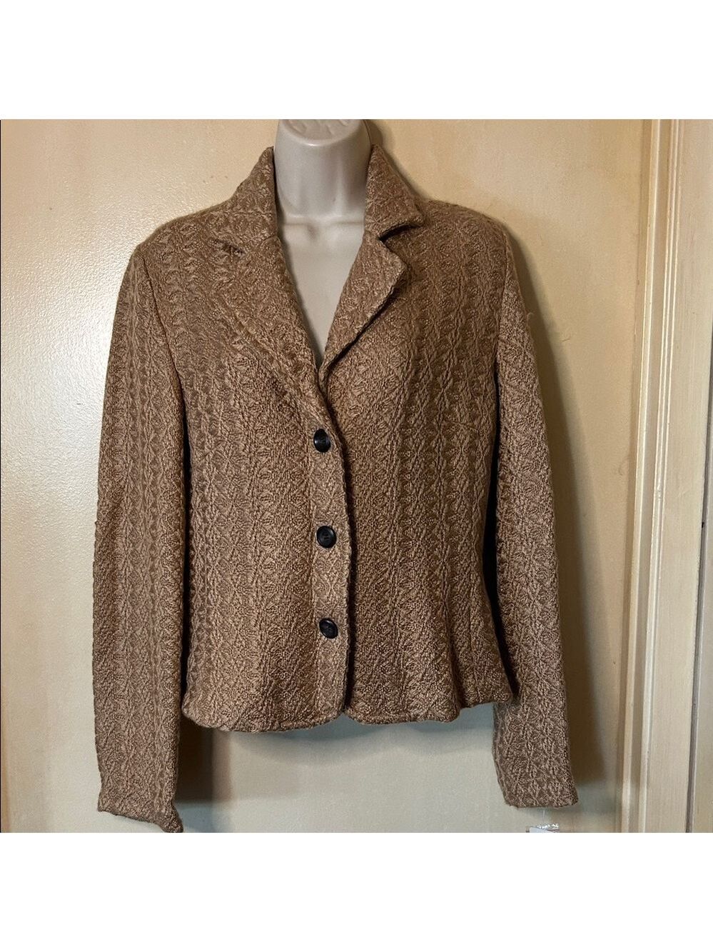 Apt. 9 Knit Tan/Gold Blazer size 8